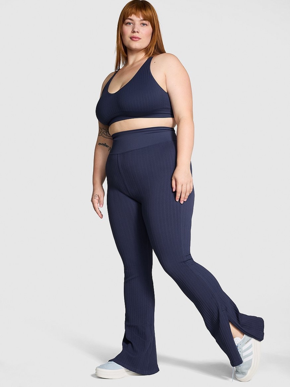 PINK Victoria’s Secret Seamless Cable Flare Leggings Navy Large Athleisure Gym
